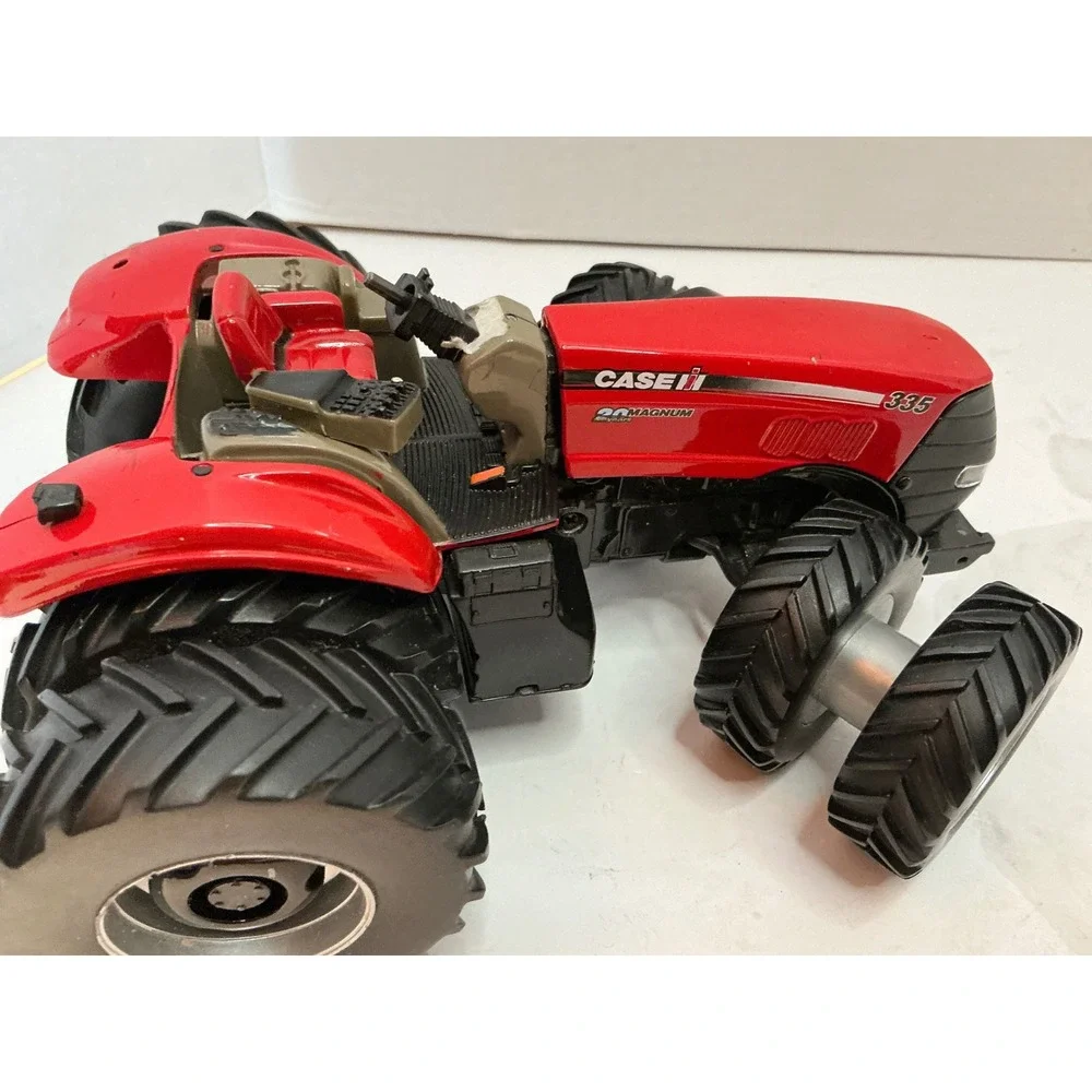 Case IH 335 Magnum Tractor Dealer Edition Diecast Dual Wheels Toy Collectible